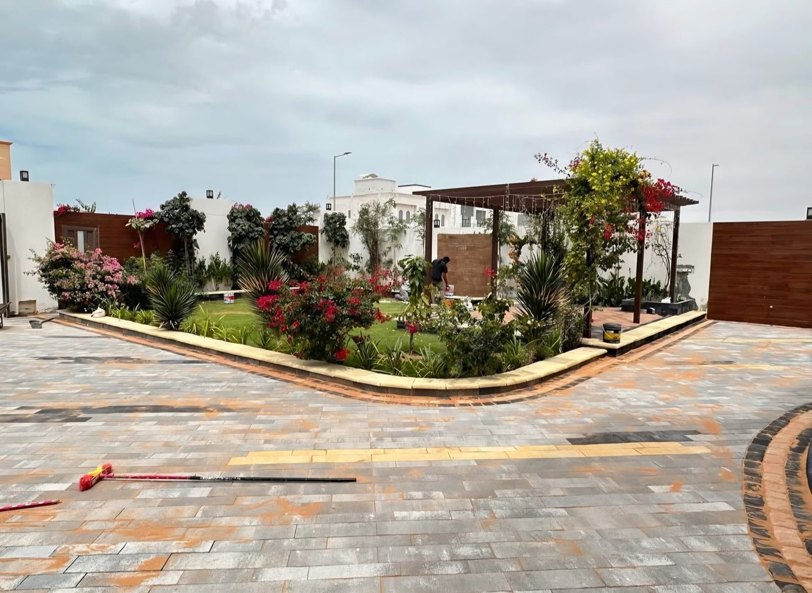 Premium Villa Landscaping 1